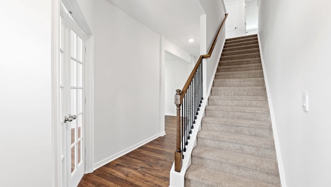 Spacious, unfurnished interior of a new home in Waverly Station, Greenwood (Image 12).