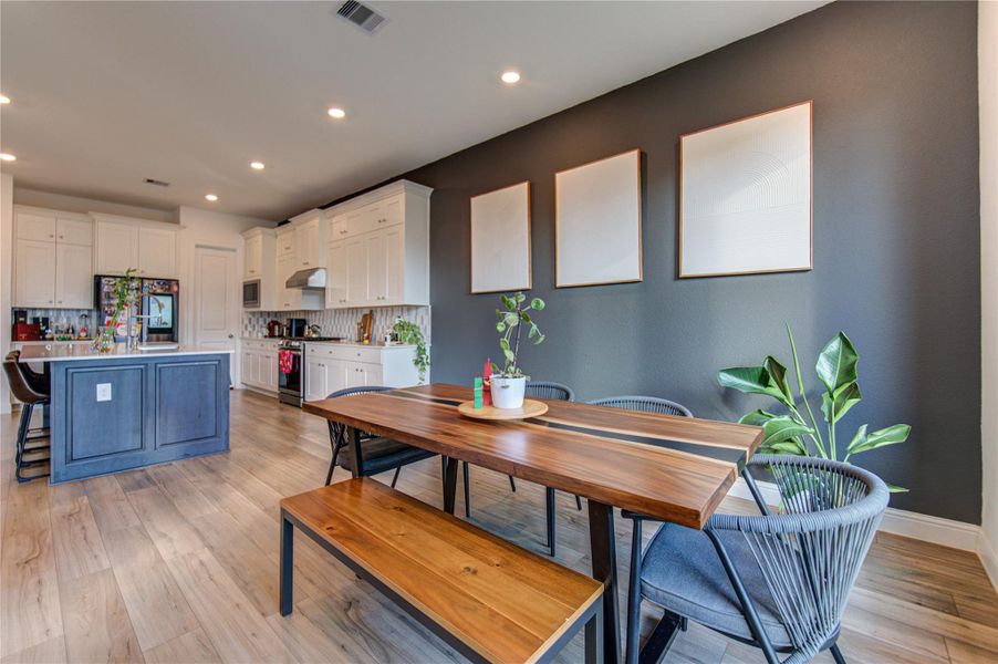 Furnished interior view inside a new home in Jordan Ranch: Vista Collection, Fulshear (Image 17).