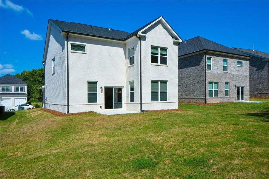 Exterior details and patio area of a home in Graystone Village, Grayson (Image 3).