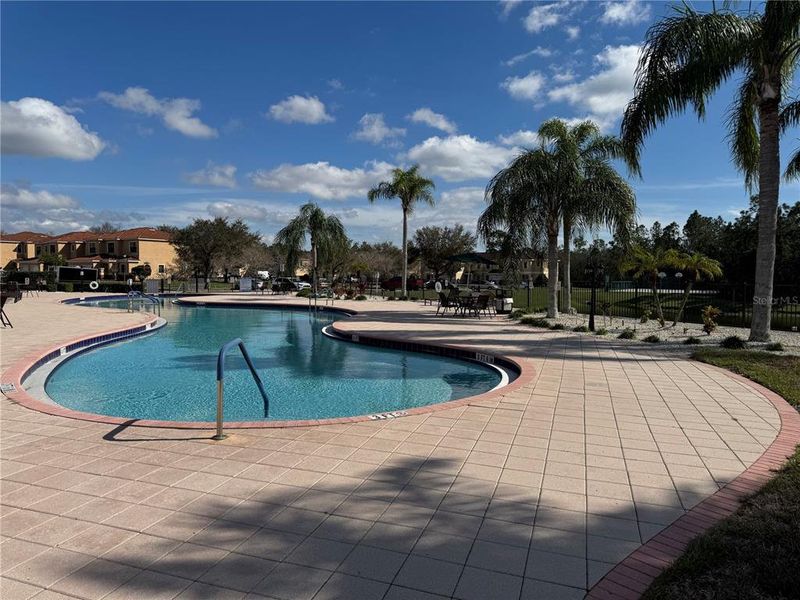 Community amenities in , Poinciana (Image 16).