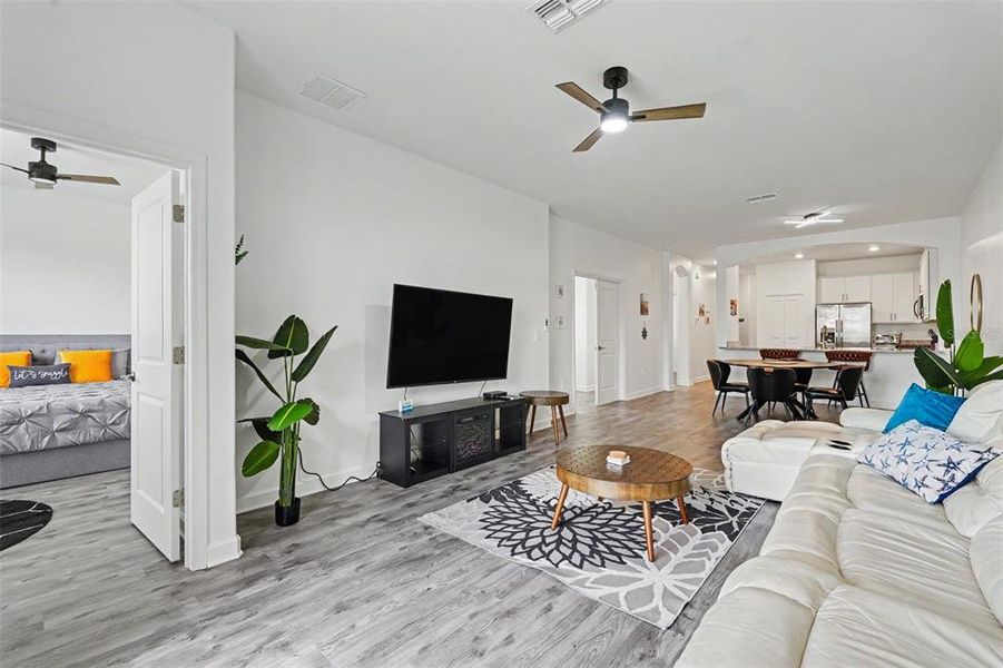 Furnished interior view inside a new home in , Bradenton (Image 16).