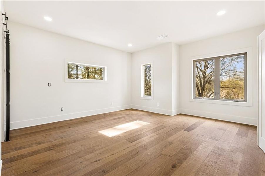 Spacious, unfurnished interior of a new home in , Atlanta (Image 30). Spacious, unfurnished interior of a new home in , Atlanta (Image 30).