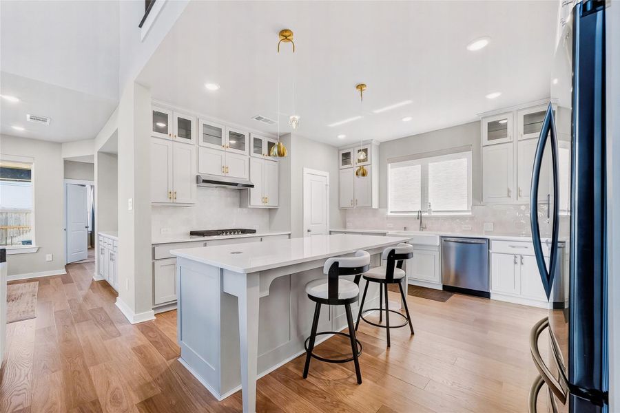 Upgraded Kitchen - less than a year old Upgraded Kitchen - less than a year old