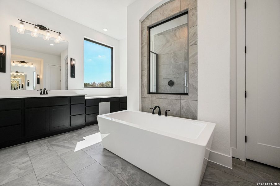 Furnished interior view inside a new home in La Cima, San Marcos (Image 7).