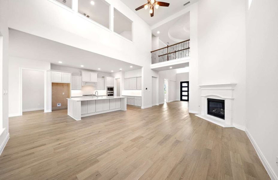 Representative unfurnished interior of a home built from the 3799AU by Ravenna Homes in Audubon 60′, Magnolia (Image 27).