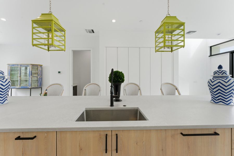 9 Dock St West Palm Beach FL 7