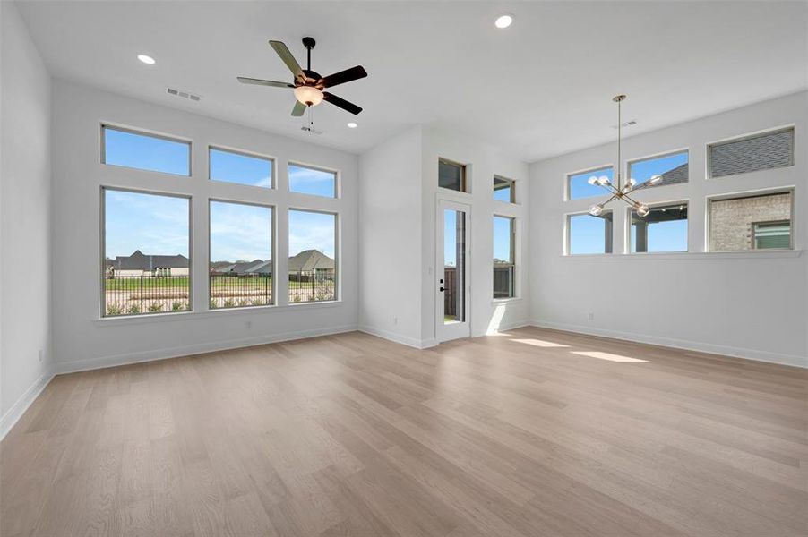 Spacious, unfurnished interior of a new home in Mantua Point Classics, Van Alstyne (Image 22).