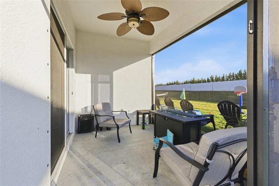 Exterior details and patio area of a home in , Bradenton (Image 36).