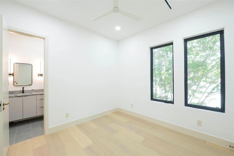 Furnished interior view inside a new home in , Dallas (Image 28).