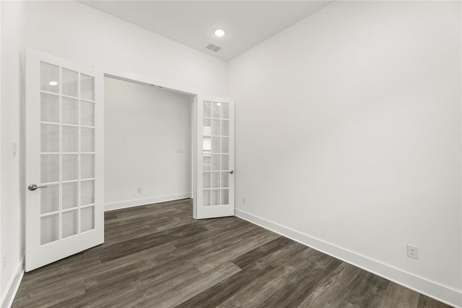 08. 7121 Dragonfly - Study (2) 08. 7121 Dragonfly - Study (2)