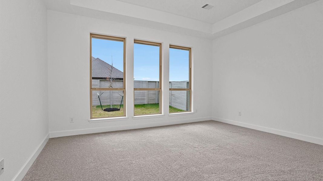 Spacious, unfurnished interior of a new home in Legacy, League City (Image 13).