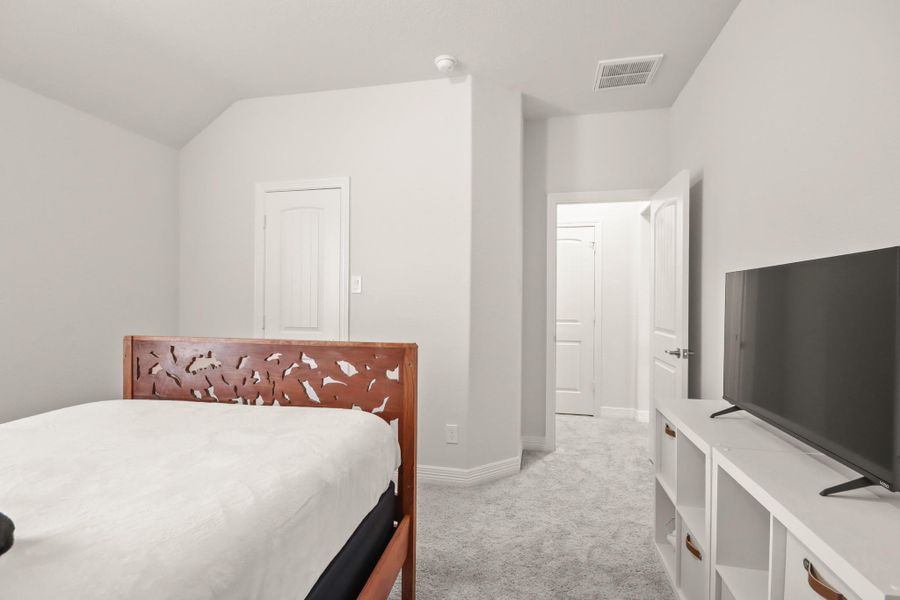 Second angle of bedroom 4