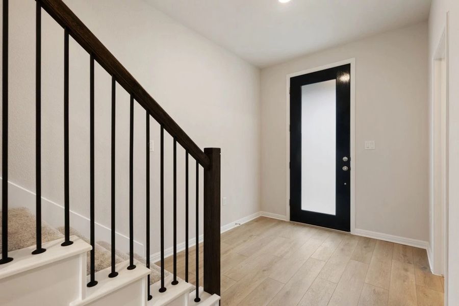 Spacious, unfurnished interior of a new home in Covered Bridge, Hutto (Image 14).