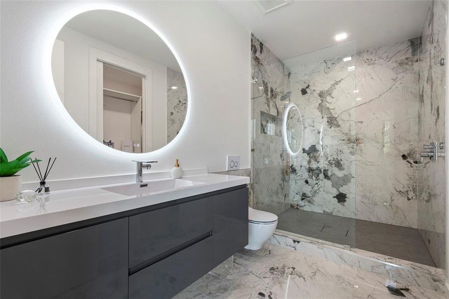 Furnished interior view inside a new home in , Windermere (Image 44).