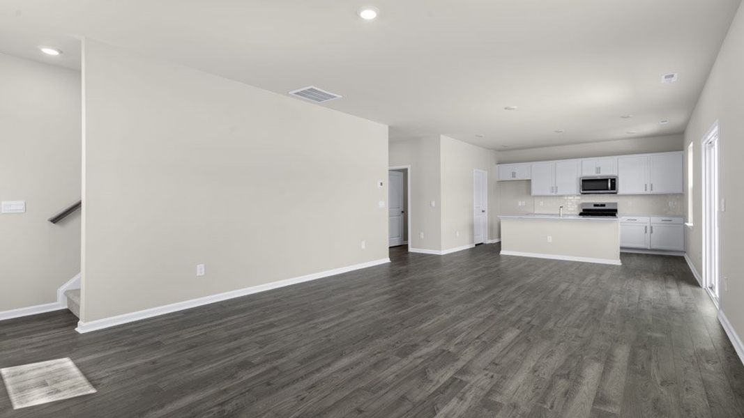 Spacious, unfurnished interior of a new home in Westerly, Lillington (Image 15).