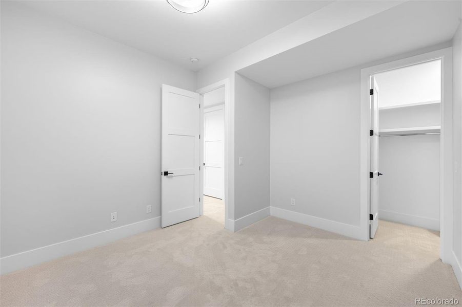 Spacious, unfurnished interior of a new home in , Denver (Image 22).