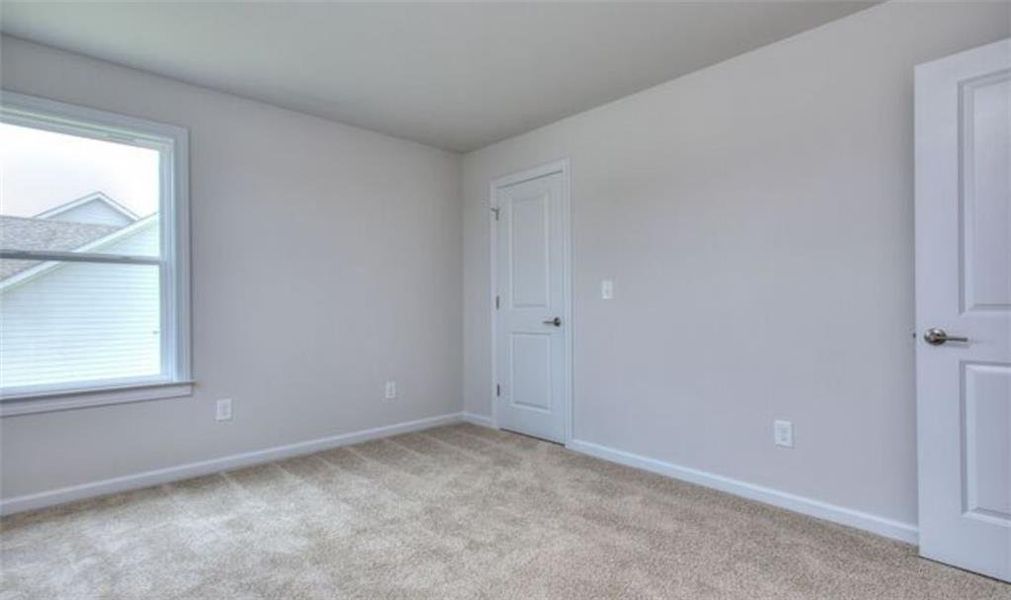 Spacious, unfurnished interior of a new home in Waters Edge, Mansfield (Image 17).