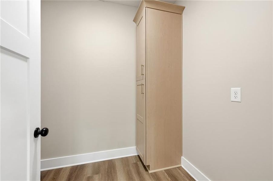 Spacious, unfurnished interior of a new home in , Clarkesville (Image 34).