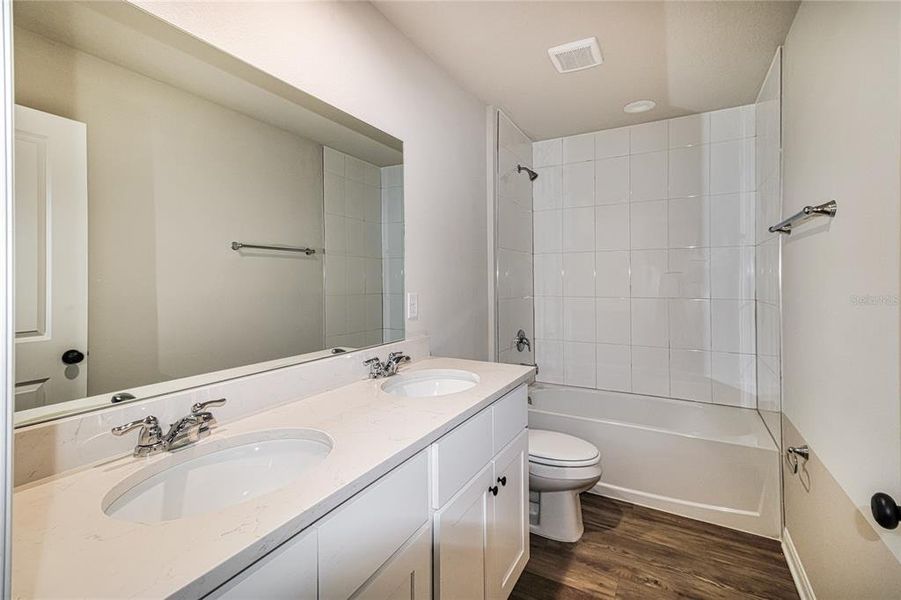 Furnished interior view inside a new home in , Ocala (Image 12).