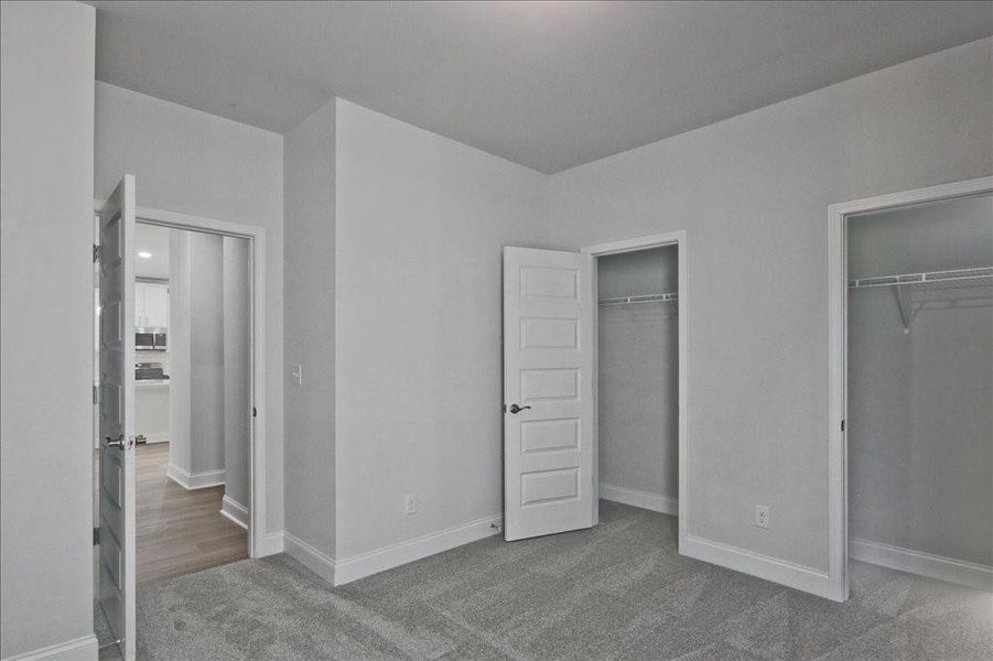 Spacious, unfurnished interior of a new home in Cooper's Walk, Loganville (Image 26).
