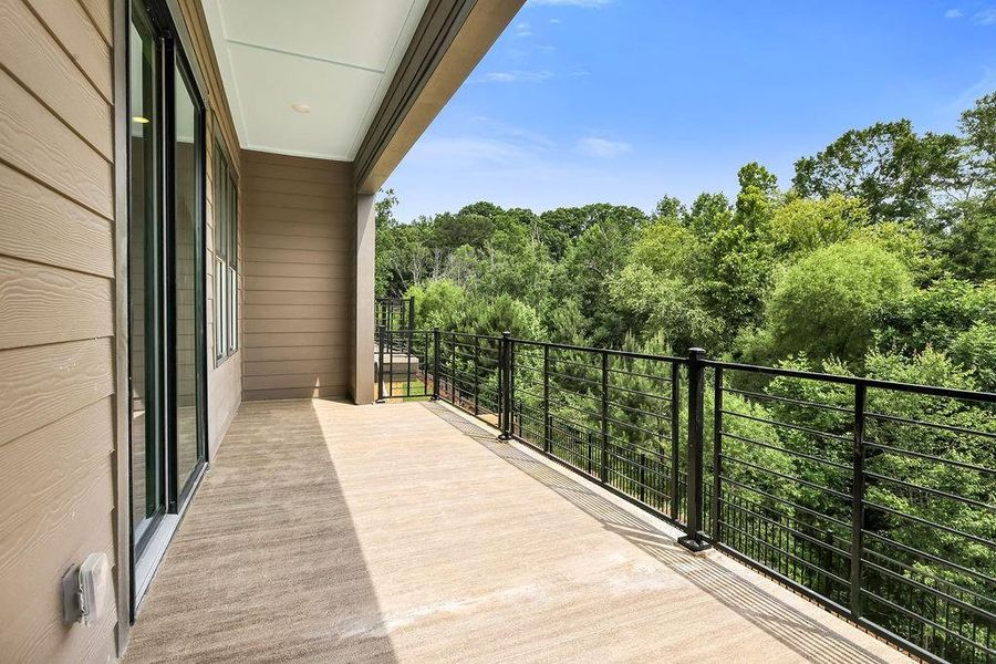 Exterior details and patio area of a home in Echo Park, Suwanee (Image 22).