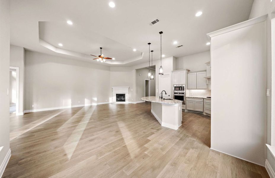 Representative unfurnished interior of a home built from the 2899 by Ravenna Homes in The Highlands 55′, Porter (Image 20). Representative unfurnished interior of a home built from the 2899 by Ravenna Homes in The Highlands 55′, Porter (Image 20).