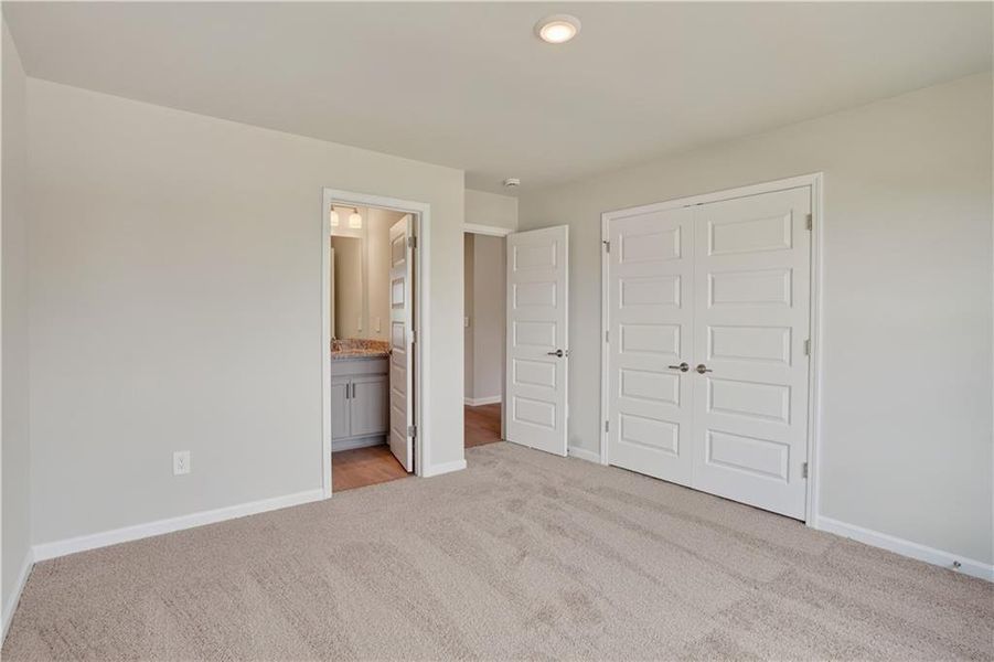 Spacious, unfurnished interior of a new home in Austin Ridge, Commerce (Image 28). Spacious, unfurnished interior of a new home in Austin Ridge, Commerce (Image 28).