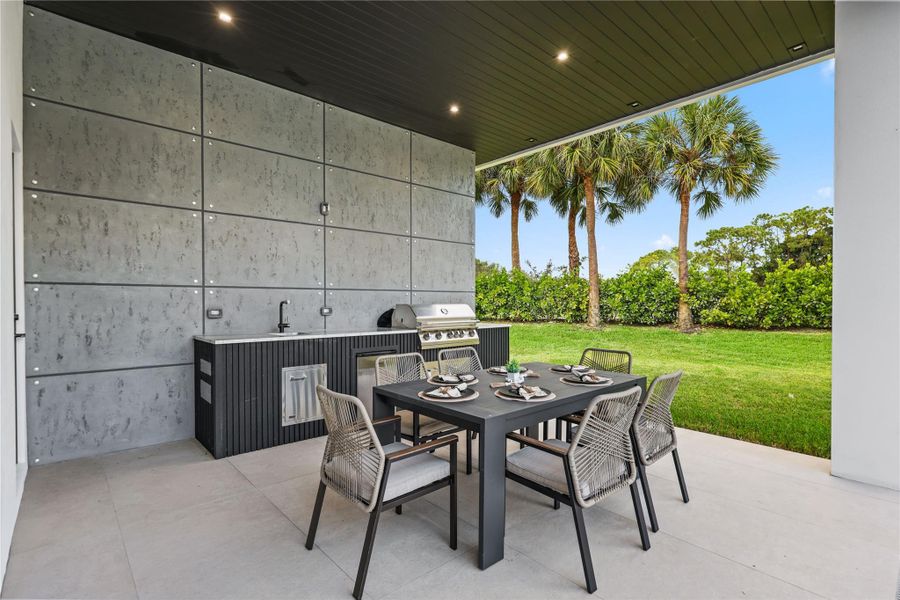 Furnished interior view inside a new home in , Parkland (Image 13).