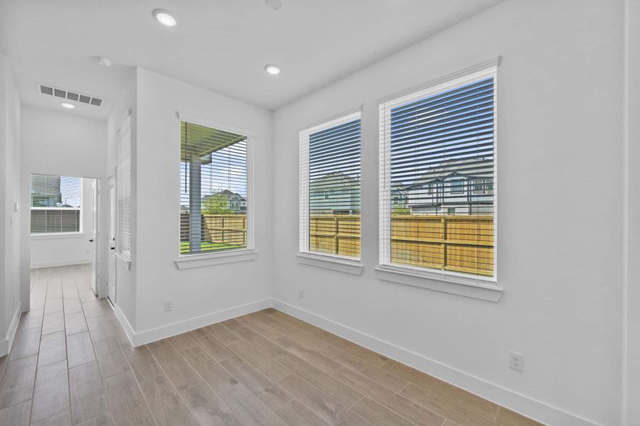 Spacious, unfurnished interior of a new home in Meridiana, Manvel (Image 14).