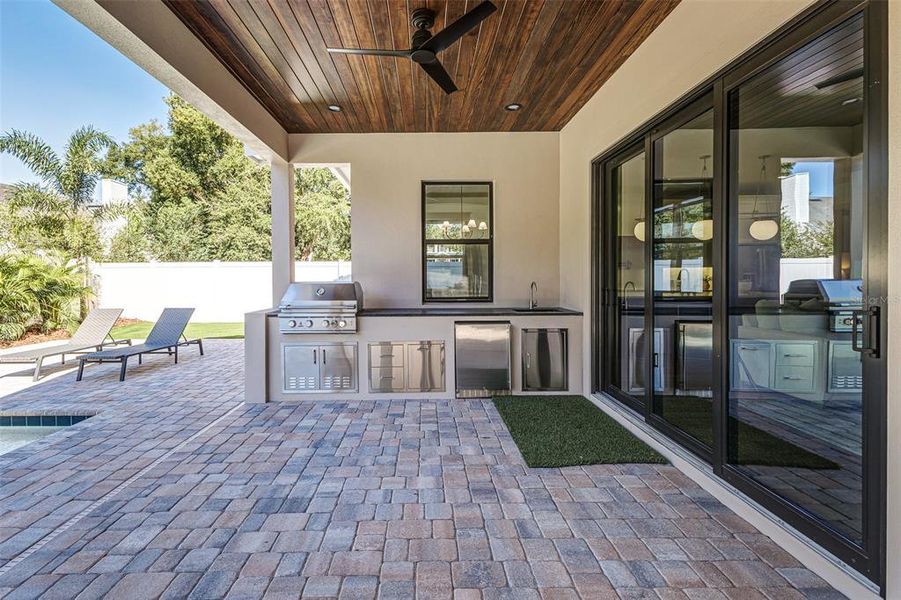 Exterior details and patio area of a home in , Lakeland (Image 3).
