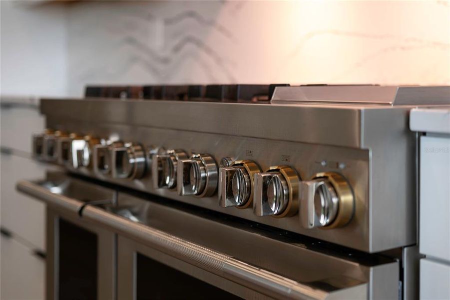 Image 42 of a home in .