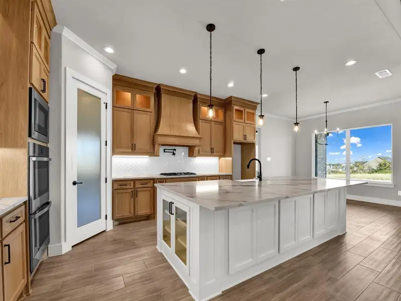 Furnished interior view inside a new home in , Weatherford (Image 5).