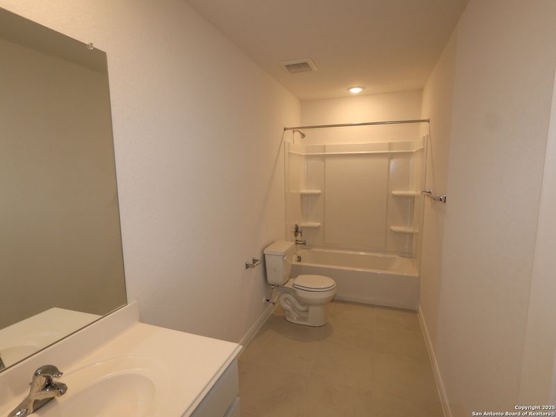 Furnished interior view inside a new home in Paloma Park, Converse (Image 15). Furnished interior view inside a new home in Paloma Park, Converse (Image 15).