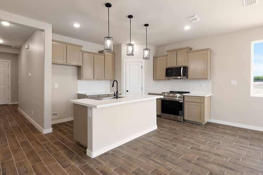 Furnished interior view inside a new home in Paloma Ranch, Harlingen (Image 3).
