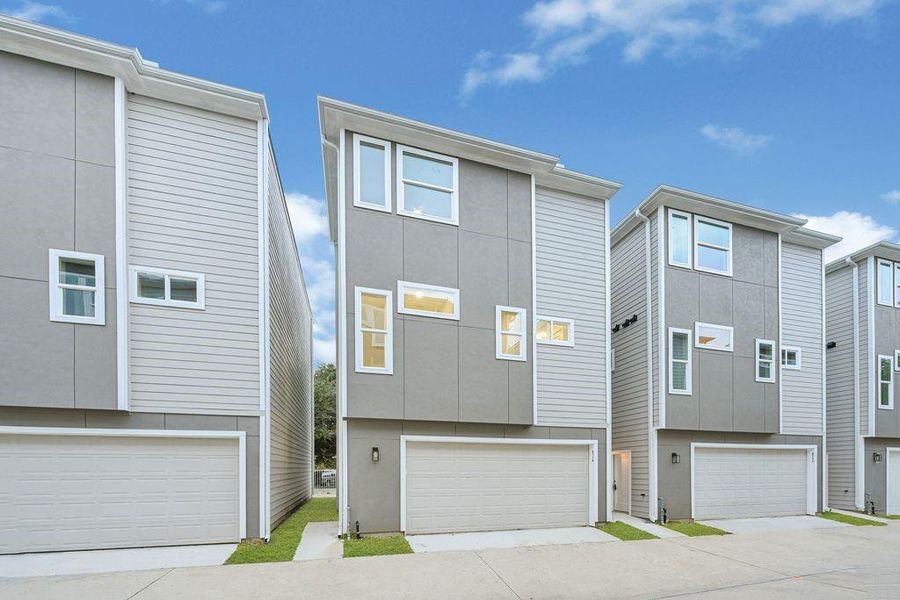 Front exterior of a new home in , Houston, TX, highlighting curb appeal (Image 1). Front exterior of a new home in , Houston, TX, highlighting curb appeal (Image 1).