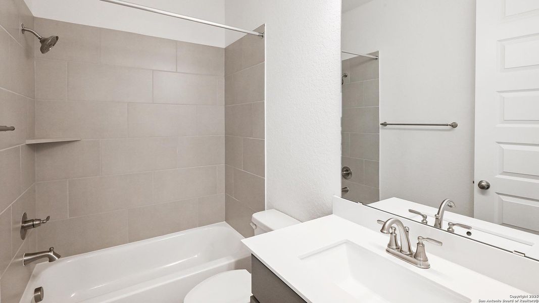 Furnished interior view inside a new home in Homestead 55', Cibolo (Image 4). Furnished interior view inside a new home in Homestead 55', Cibolo (Image 4).