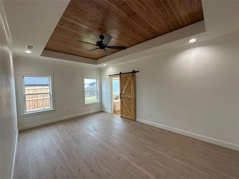 Spacious, unfurnished interior of a new home in , Abilene (Image 23).