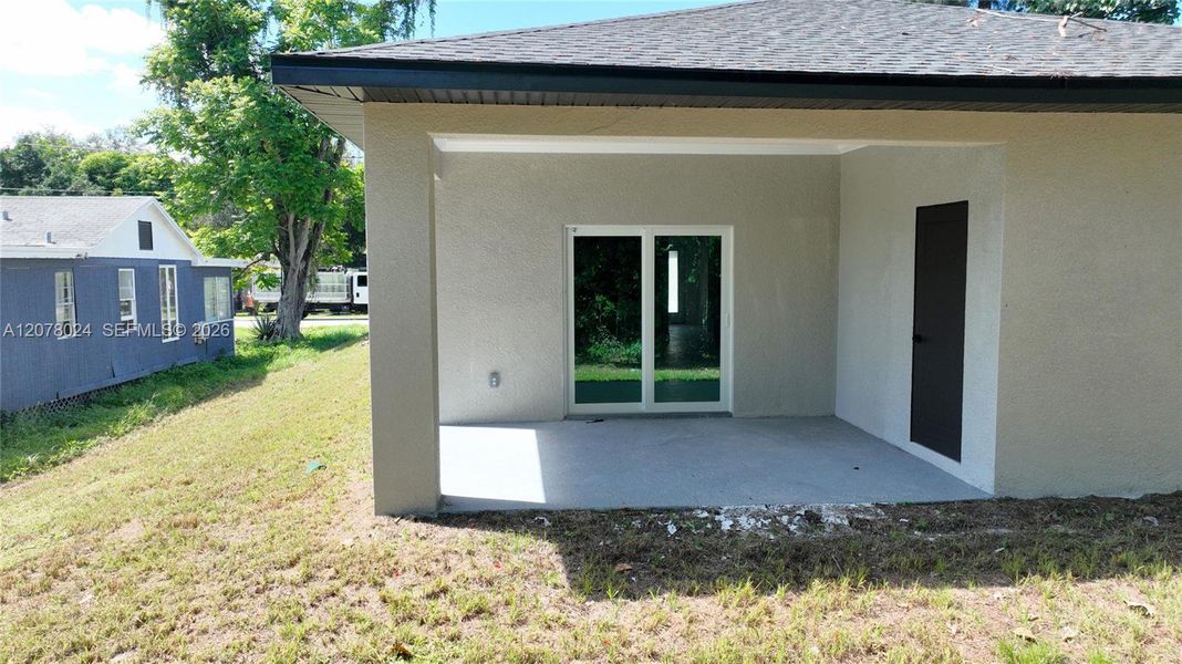 Exterior details and patio area of a home in , Fort Myers (Image 4). Exterior details and patio area of a home in , Fort Myers (Image 4).