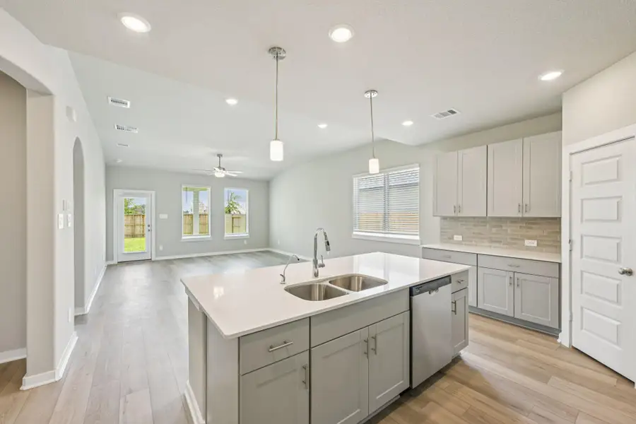 Photo is not of the actual home but is an inspirational photo of builder’s model home and may depict options, furnishings, and/or decorator features that are not included. Photo is not of the actual home but is an inspirational photo of builder’s model home and may depict options, furnishings, and/or decorator features that are not included.