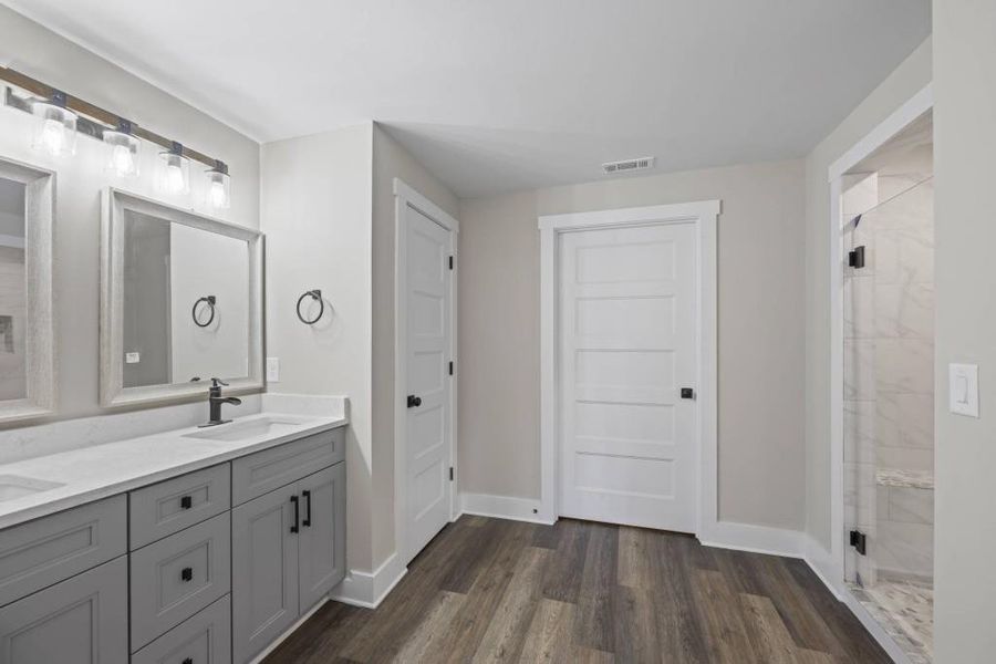 Furnished interior view inside a new home in , Lavonia (Image 11).