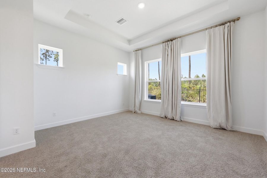 Spacious, unfurnished interior of a new home in Crosswinds 40’, Ponte Vedra (Image 45).