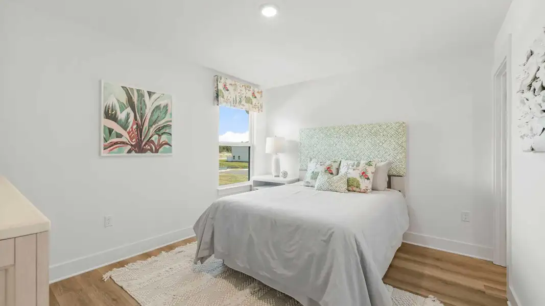 Furnished interior view inside a new home in Crest Bay Cottages, Miramar Beach (Image 31).