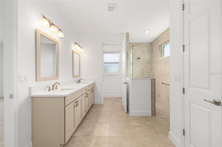 Furnished interior view inside a new home in , Ocala (Image 10).