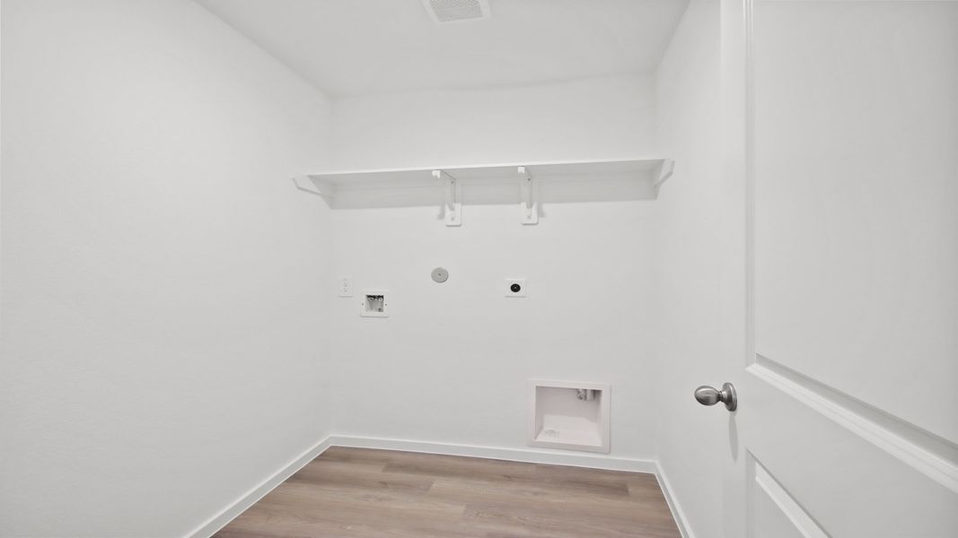 Representative unfurnished interior of a home built from the Bailey by D.R. Horton in Lexington Heights, Willis (Image 25). Representative unfurnished interior of a home built from the Bailey by D.R. Horton in Lexington Heights, Willis (Image 25).