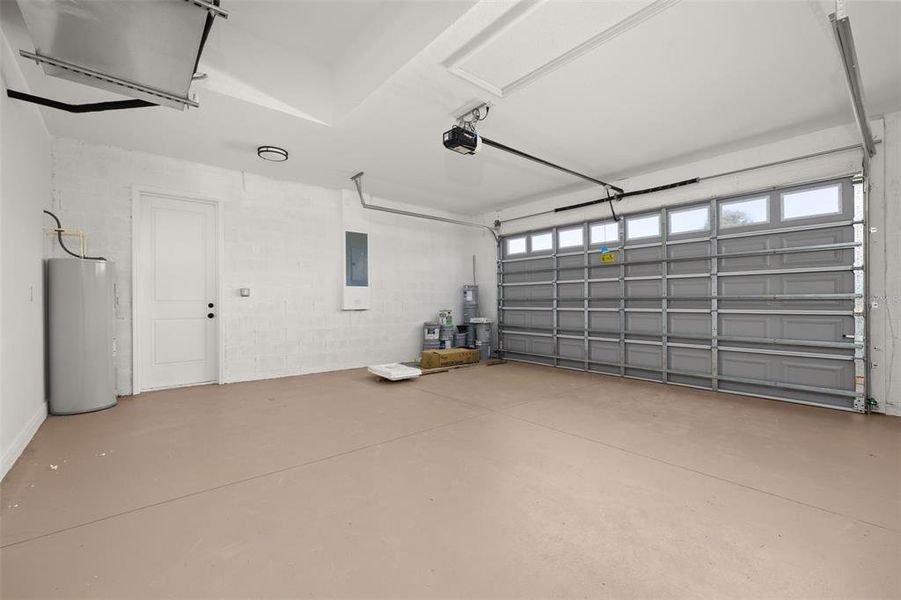 Spacious, unfurnished interior of a new home in , Avon Park (Image 46). Spacious, unfurnished interior of a new home in , Avon Park (Image 46).