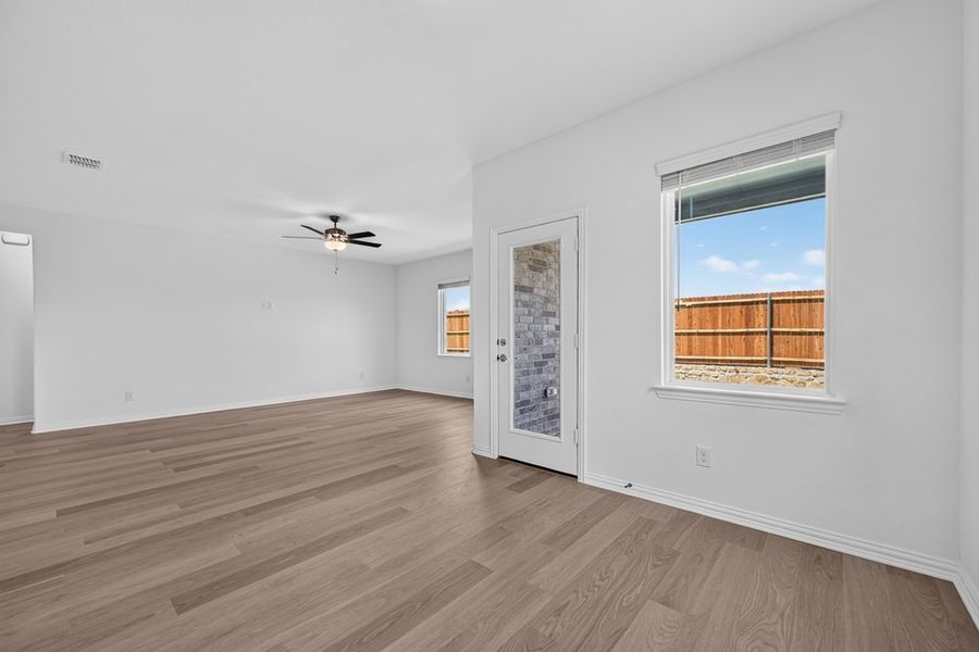 Spacious, unfurnished interior of a new home in Parks at Foster Crossing, Anna (Image 16). Spacious, unfurnished interior of a new home in Parks at Foster Crossing, Anna (Image 16).