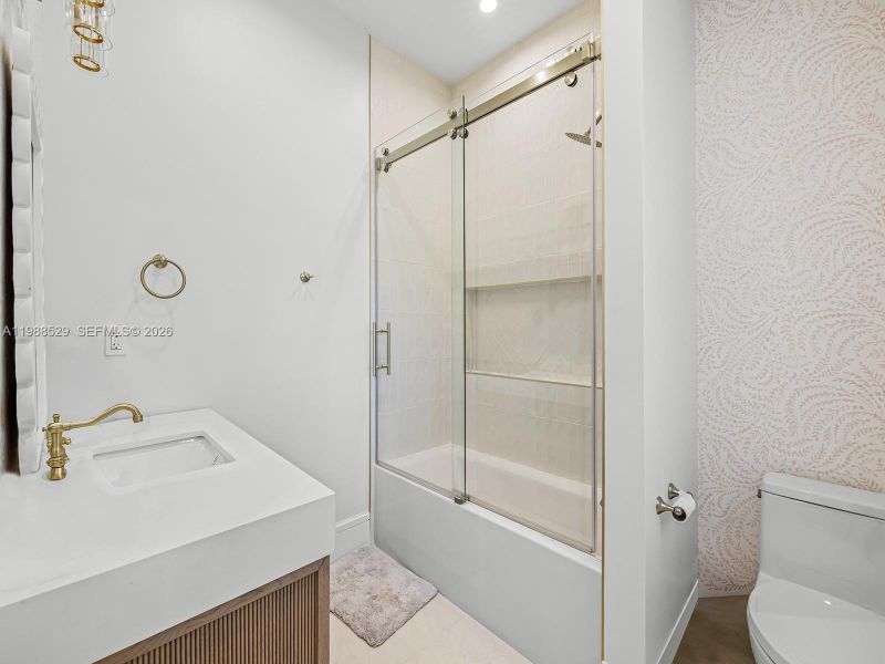 Furnished interior view inside a new home in , Palmetto Bay (Image 17).