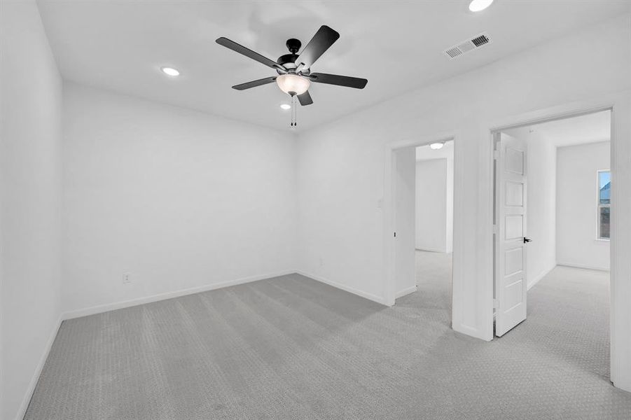 Spacious, unfurnished interior of a new home in Hillside at Las Colinas, Irving (Image 28). Spacious, unfurnished interior of a new home in Hillside at Las Colinas, Irving (Image 28).