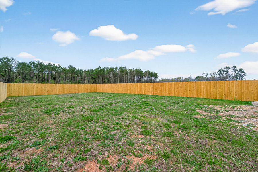 Exterior details and patio area of a home in , Cleveland (Image 18).