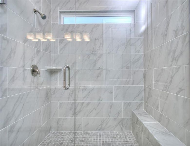 Spacious, unfurnished interior of a new home in , Homer (Image 20).